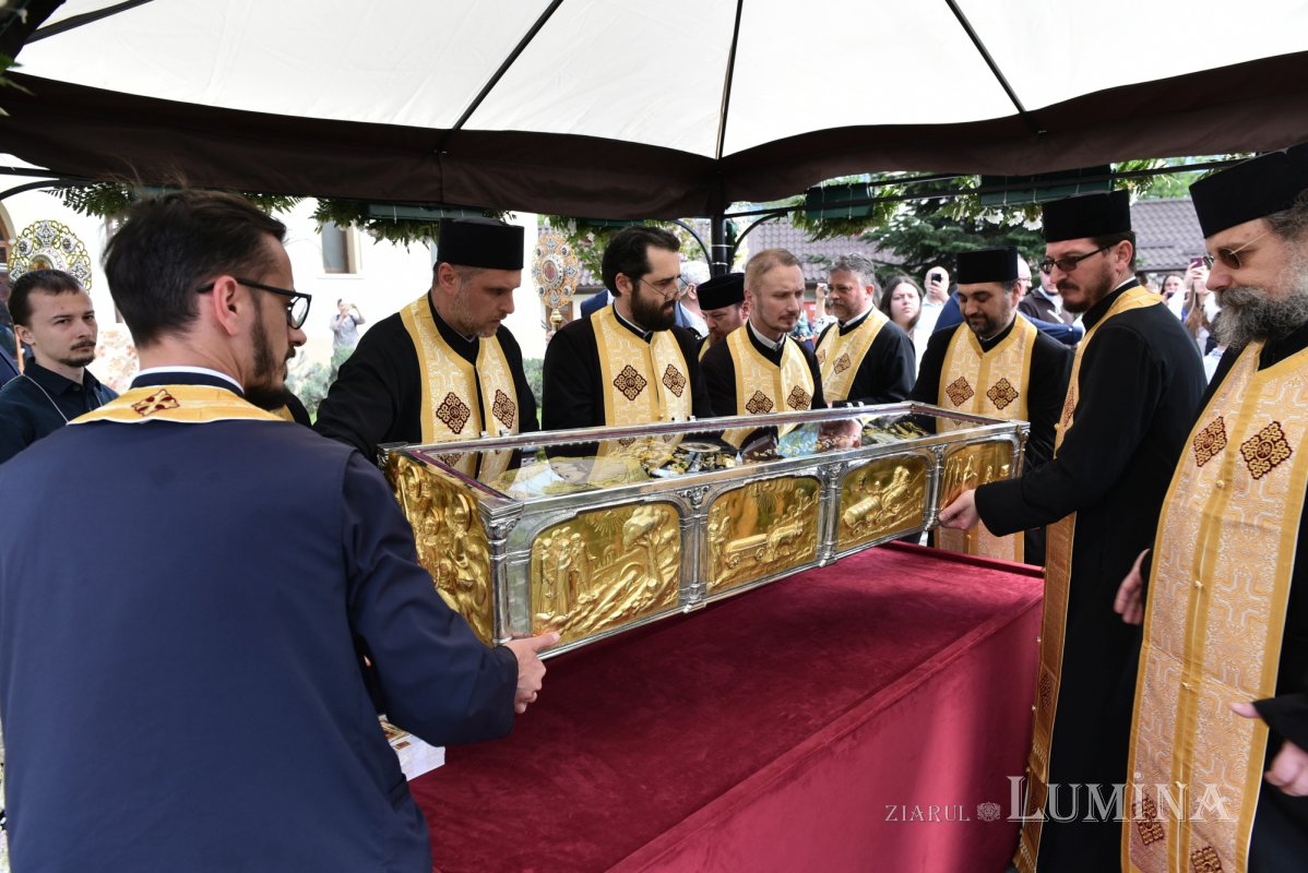 Moaștele Cuviosului Dimitrie cel Nou în lăcașuri din sectorul 2 291138