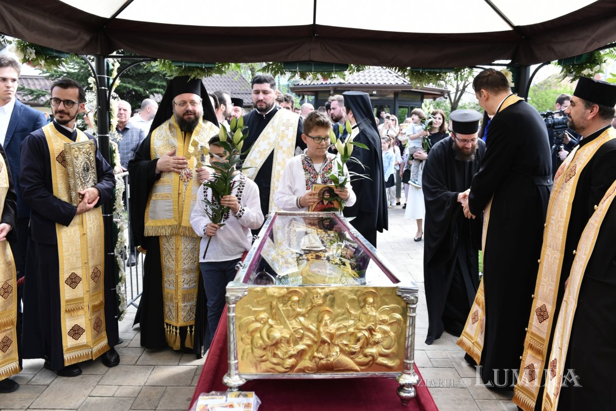 Moaștele Cuviosului Dimitrie cel Nou în lăcașuri din sectorul 2 291139