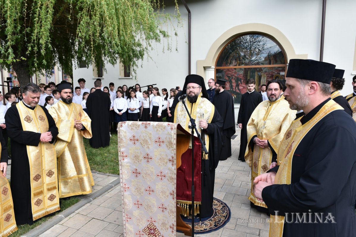 Moaștele Cuviosului Dimitrie cel Nou în lăcașuri din sectorul 2 291142