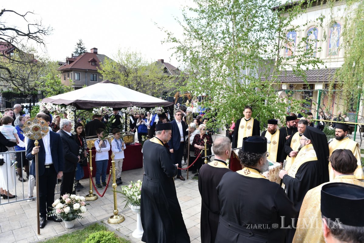 Moaștele Cuviosului Dimitrie cel Nou în lăcașuri din sectorul 2 291143