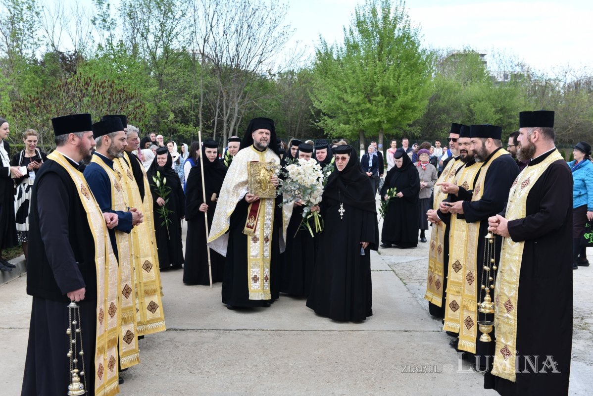 Moaștele Cuviosului Dimitrie cel Nou în lăcașuri din sectorul 2 291150