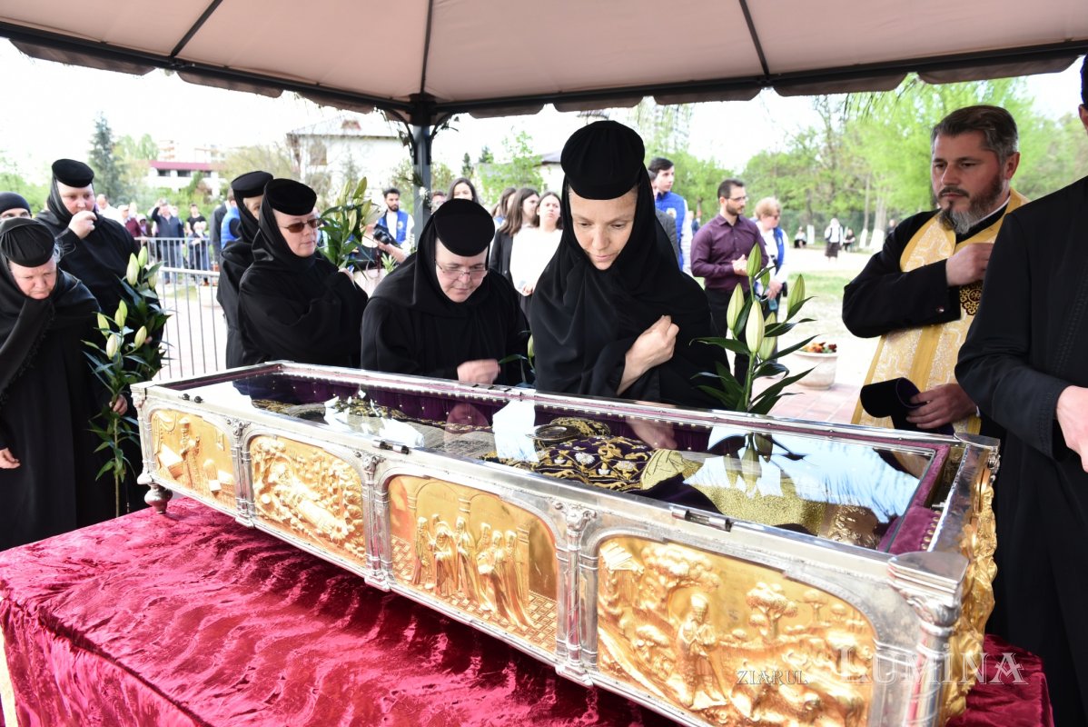 Moaștele Cuviosului Dimitrie cel Nou în lăcașuri din sectorul 2 291156