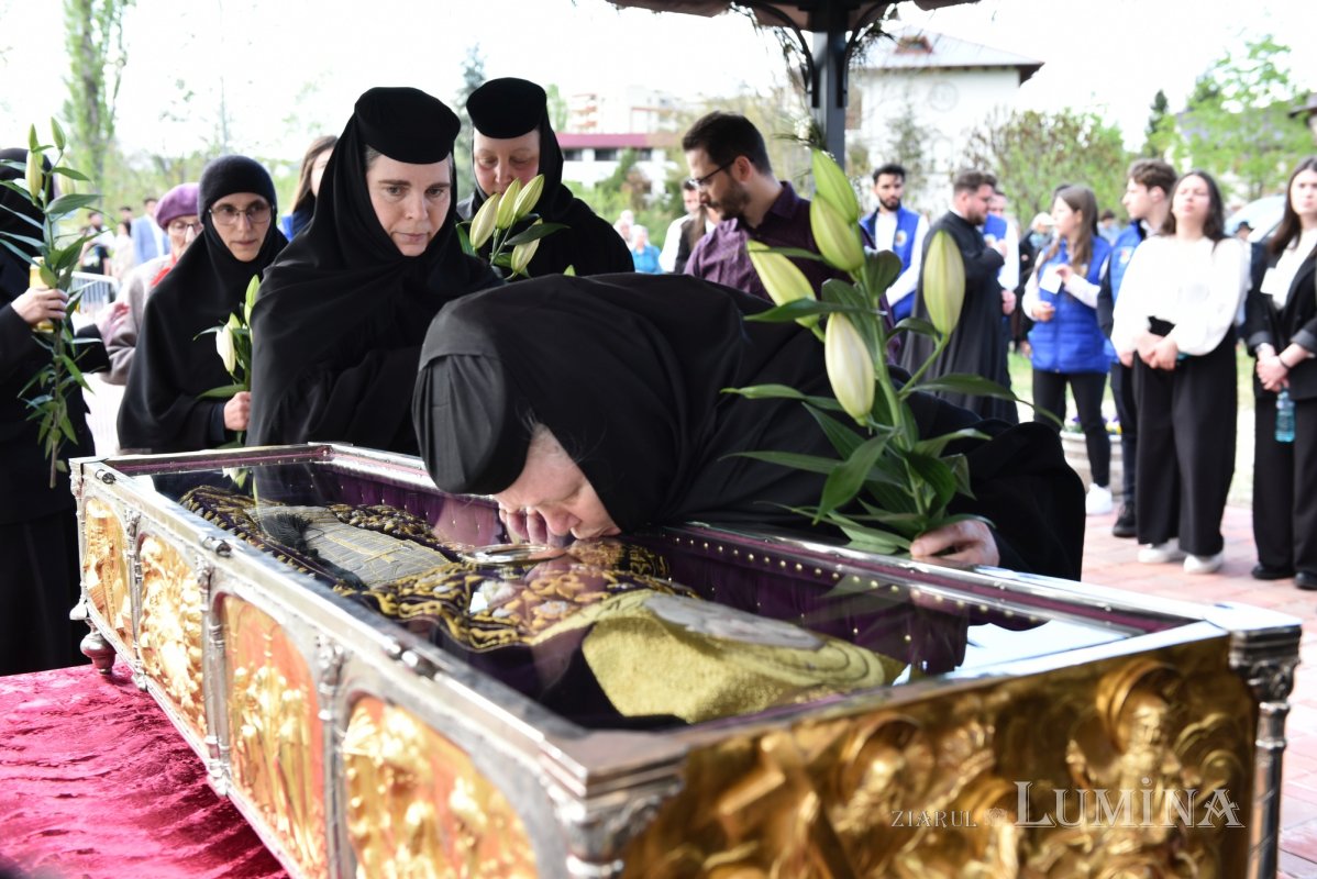 Moaștele Cuviosului Dimitrie cel Nou în lăcașuri din sectorul 2 291157