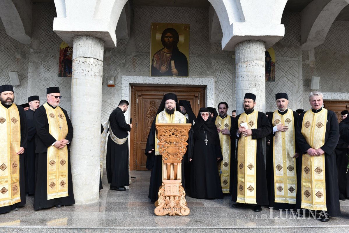 Moaștele Cuviosului Dimitrie cel Nou în lăcașuri din sectorul 2 291158