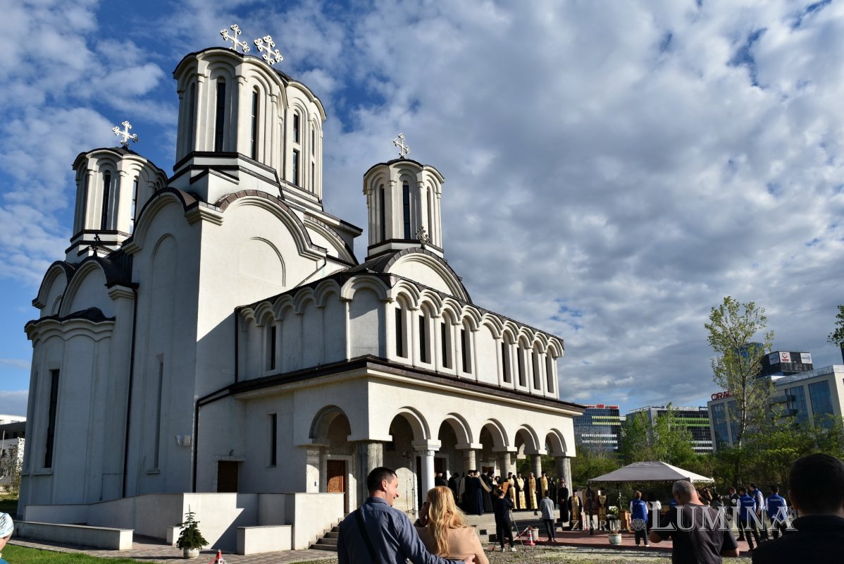 Moaștele Cuviosului Dimitrie cel Nou în lăcașuri din sectorul 2 291160