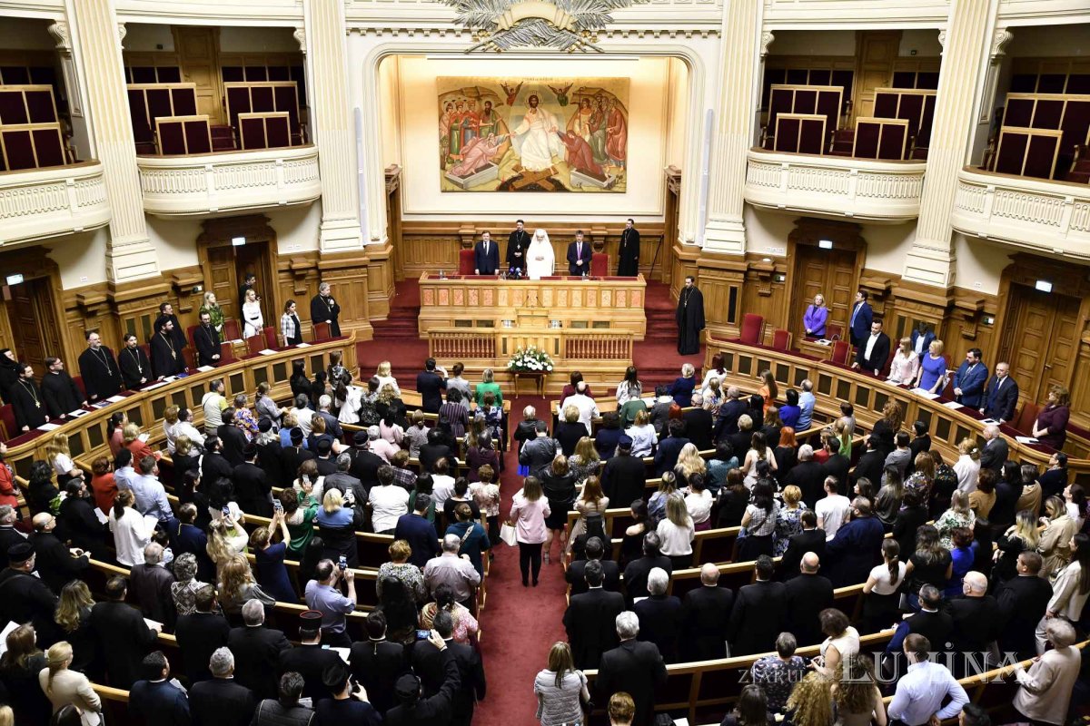 Conferința „Credință și știință - izvor de sănătate” la Palatul Patriarhiei 291335