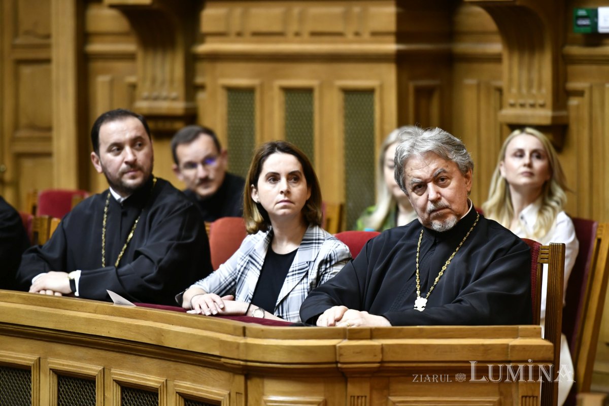 Conferința „Credință și știință - izvor de sănătate” la Palatul Patriarhiei 291339
