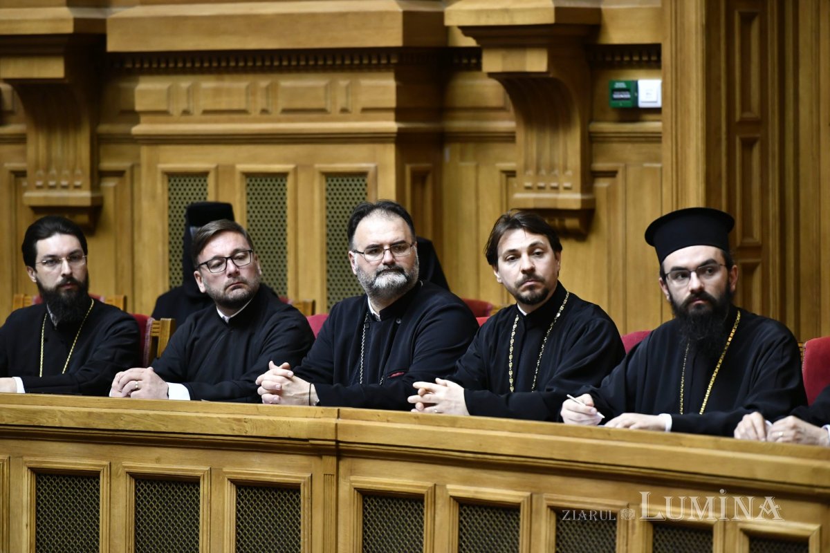 Conferința „Credință și știință - izvor de sănătate” la Palatul Patriarhiei 291340