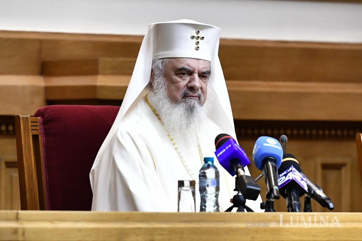 Conferința „Credință și știință - izvor de sănătate” la Palatul Patriarhiei 291347