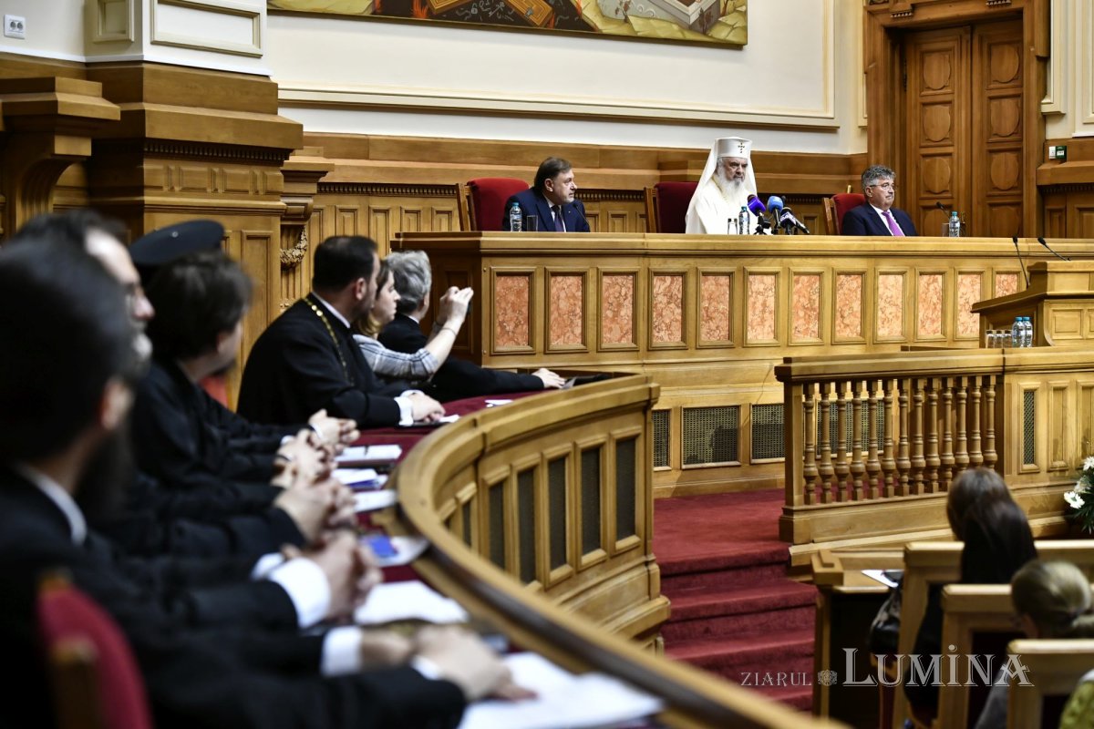 Conferința „Credință și știință - izvor de sănătate” la Palatul Patriarhiei 291348