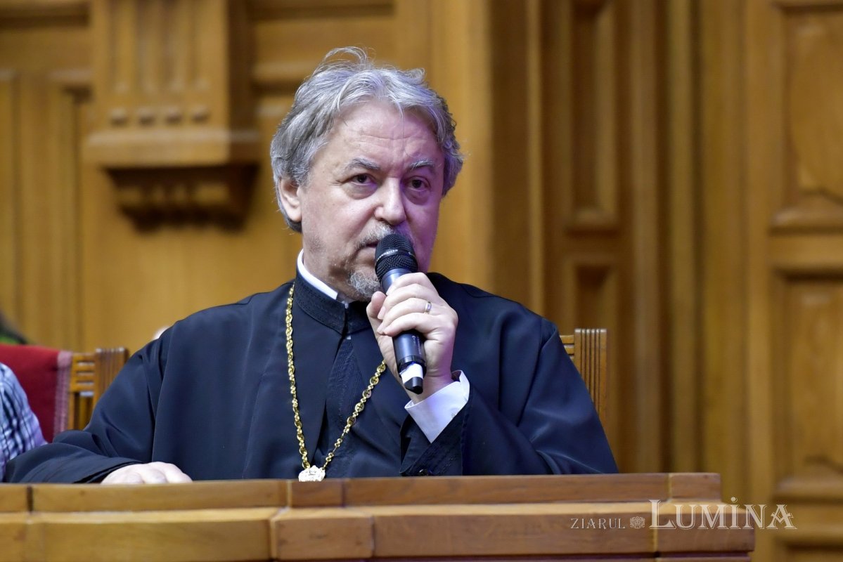 Conferința „Credință și știință - izvor de sănătate” la Palatul Patriarhiei 291359