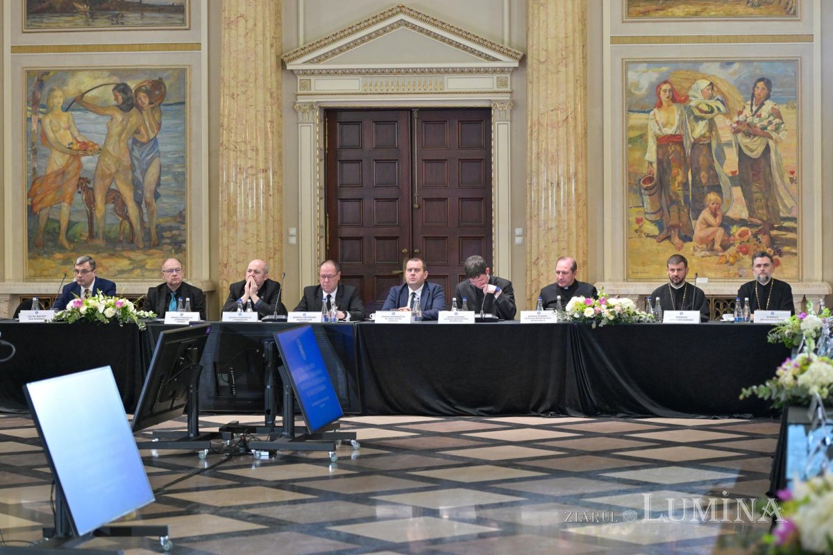 Perspectivele parteneriatului dintre stat și cultele religioase, dezbătute în Capitală 291396