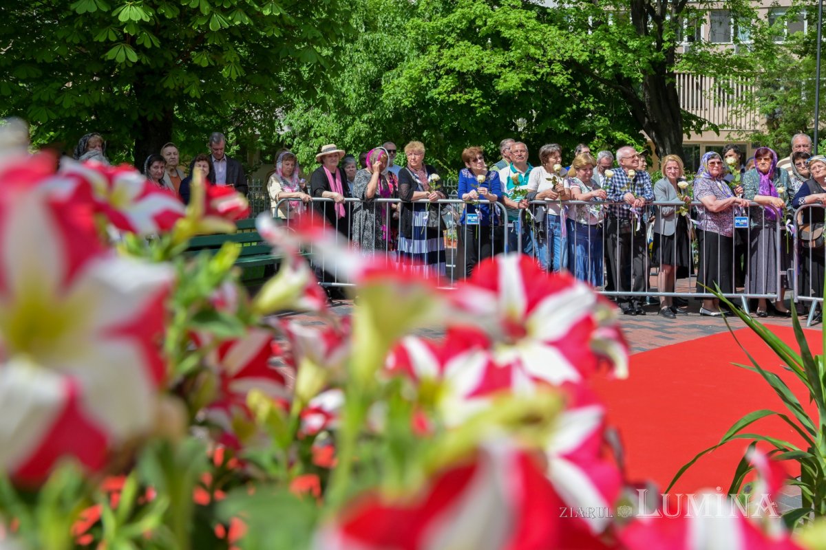 Întâlnirea bucureştenilor din sectorul 3 cu sfântul lor ocrotitor 291713