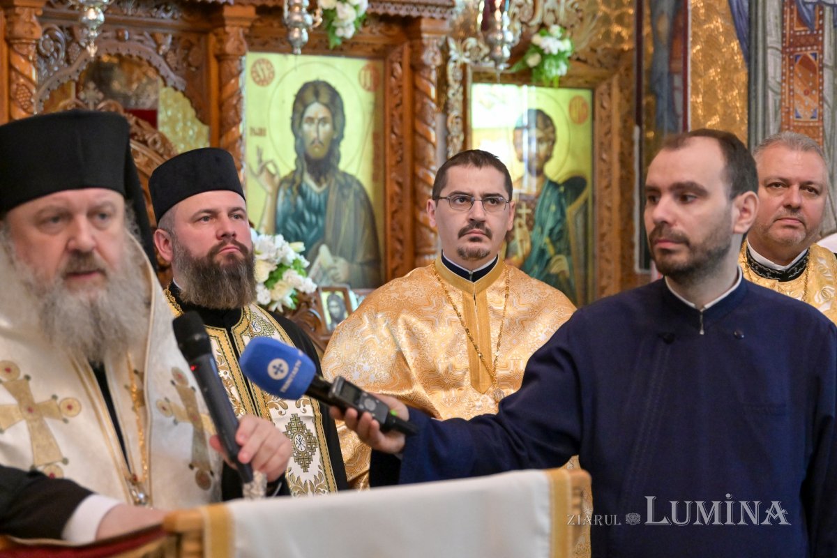 Întâlnirea bucureştenilor din sectorul 3 cu sfântul lor ocrotitor 291716