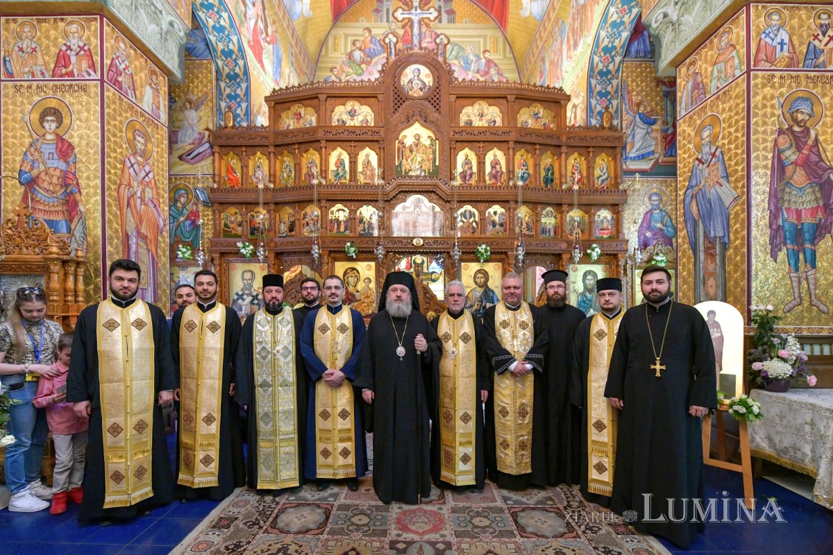 Întâlnirea bucureştenilor din sectorul 3 cu sfântul lor ocrotitor 291721