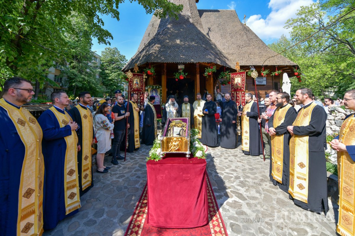 Întâlnirea bucureştenilor din sectorul 3 cu sfântul lor ocrotitor 291734