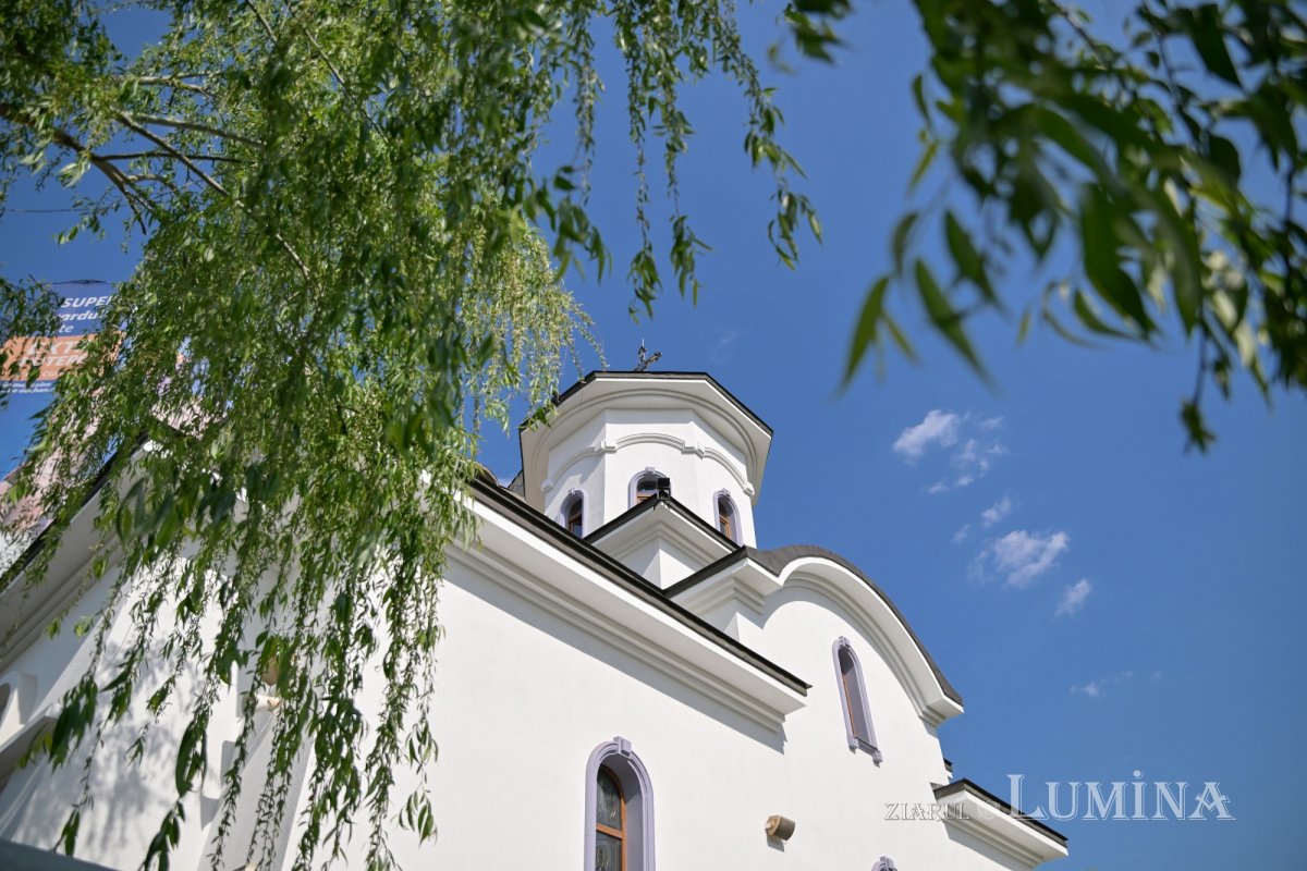 Întâlnirea bucureştenilor din sectorul 3 cu sfântul lor ocrotitor 291740