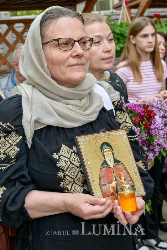 Întâlnirea bucureştenilor din sectorul 3 cu sfântul lor ocrotitor 291746