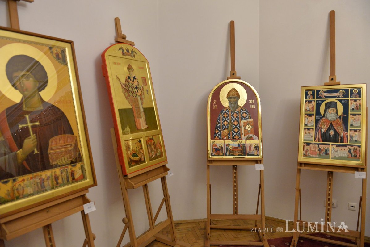 Au fost evaluate lucrările înscrise la concursul „Icoana ortodoxă - lumina credinței” 292252