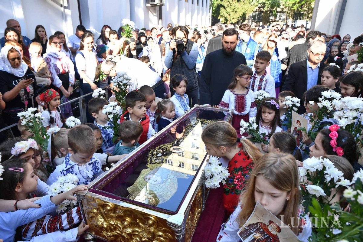 Sfârșitul pelerinajului cu moaștele Sfântului Dimitrie cel Nou în Capitală 292253