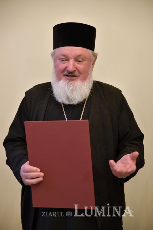 Distincție de vrednicie pentru un colaborator al „Ziarului Lumina” 292370