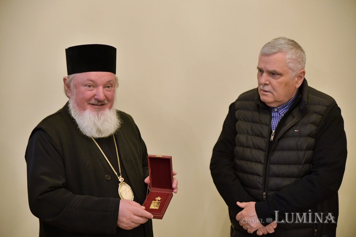 Distincție de vrednicie pentru un colaborator al „Ziarului Lumina” 292374