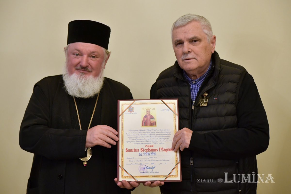 Distincție de vrednicie pentru un colaborator al „Ziarului Lumina” 292375