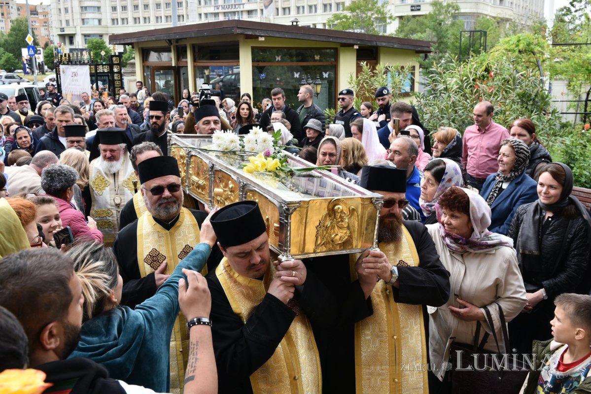 Penultima zi a pelerinajului din Arhiepiscopia Bucureștilor, în Protoieria Sector 5 292606