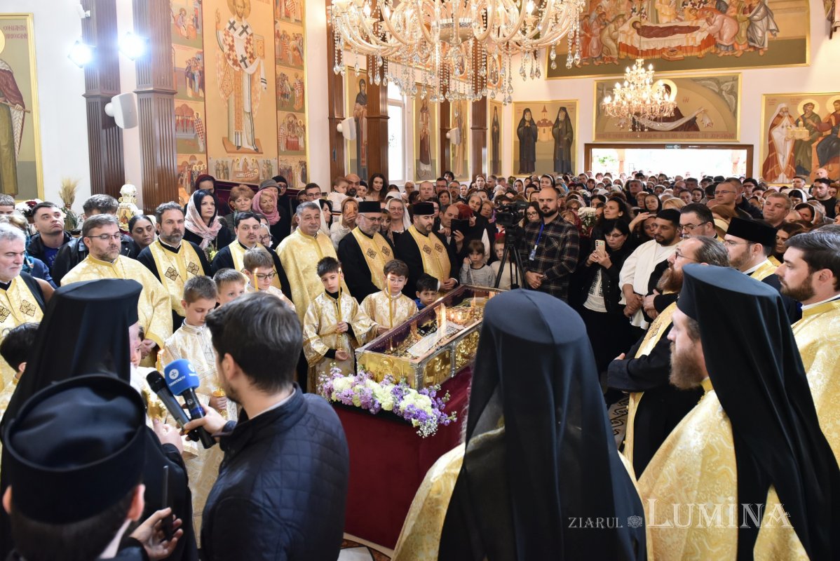 Penultima zi a pelerinajului din Arhiepiscopia Bucureștilor, în Protoieria Sector 5 292611