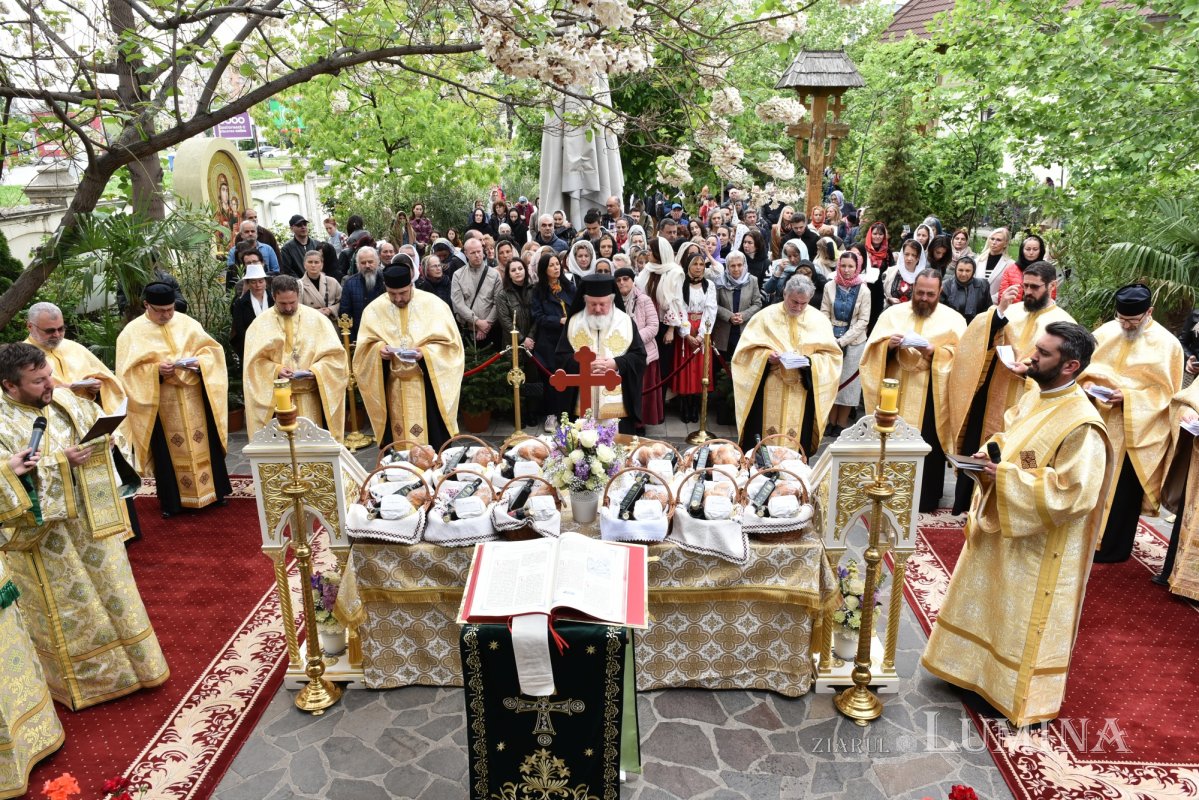 Penultima zi a pelerinajului din Arhiepiscopia Bucureștilor, în Protoieria Sector 5 292616