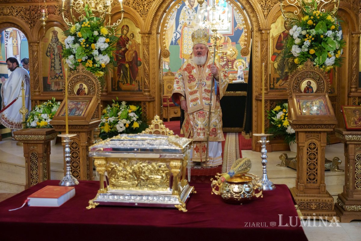 O nouă raclă la Biserica „Sfânta Vineri”-Drumul Taberei 292920