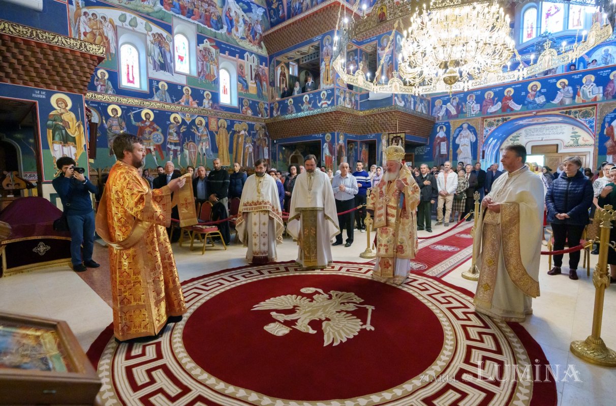 O nouă raclă la Biserica „Sfânta Vineri”-Drumul Taberei 292924