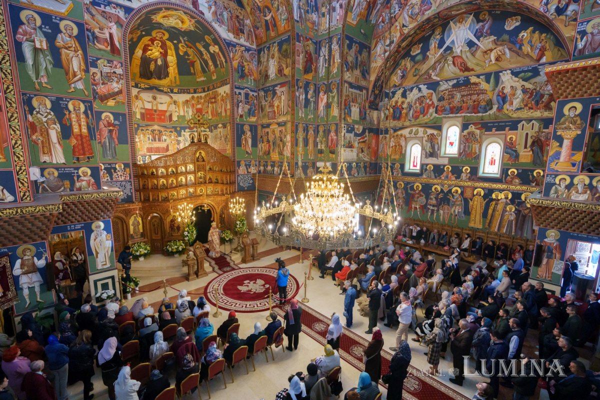 O nouă raclă la Biserica „Sfânta Vineri”-Drumul Taberei 292926