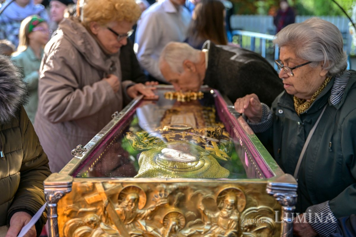 Sfântul Dimitrie cel Nou și-a încheiat călătoria în Arhiepiscopia Bucureștilor 292738