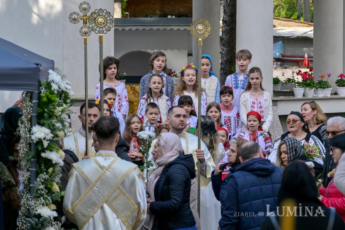 Sfântul Dimitrie cel Nou și-a încheiat călătoria în Arhiepiscopia Bucureștilor 292748