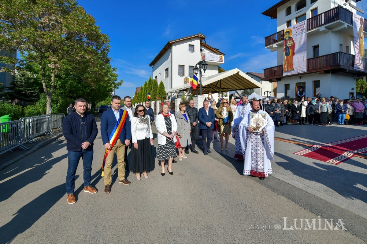 Sfântul Dimitrie cel Nou și-a încheiat călătoria în Arhiepiscopia Bucureștilor 292754