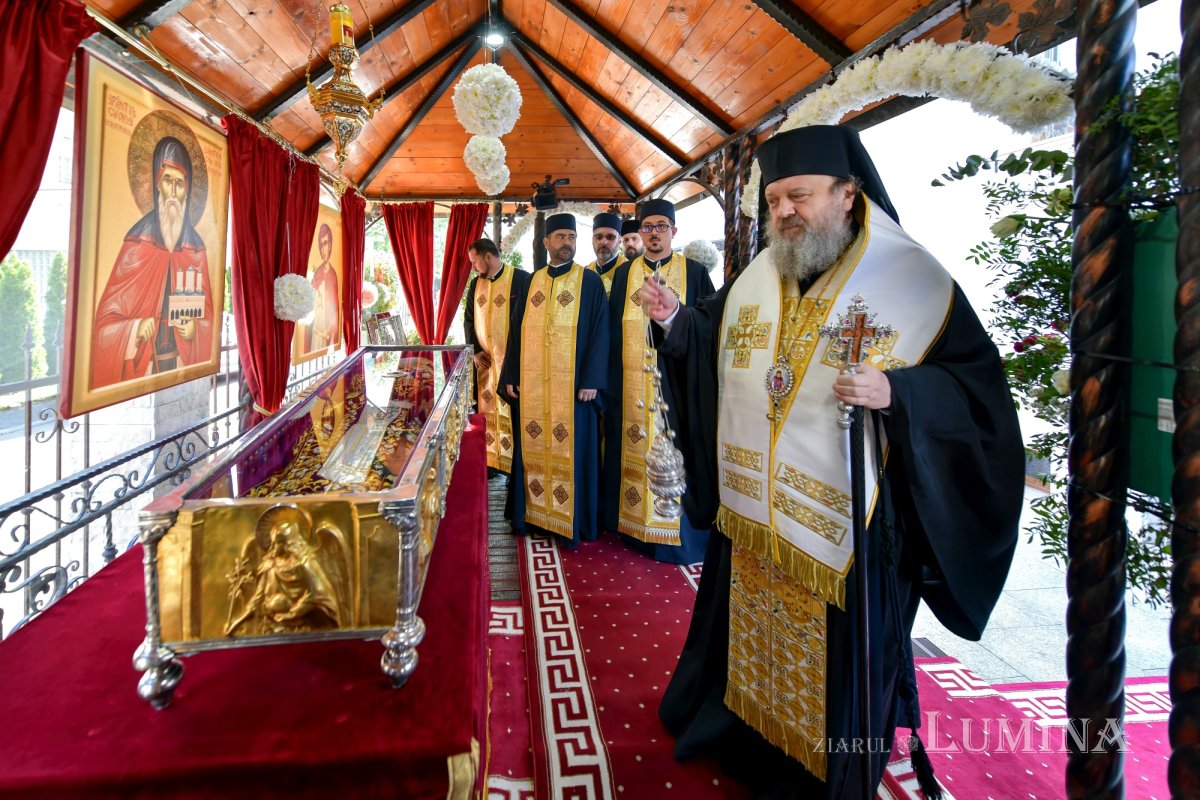Sfântul Dimitrie cel Nou și-a încheiat călătoria în Arhiepiscopia Bucureștilor 292758