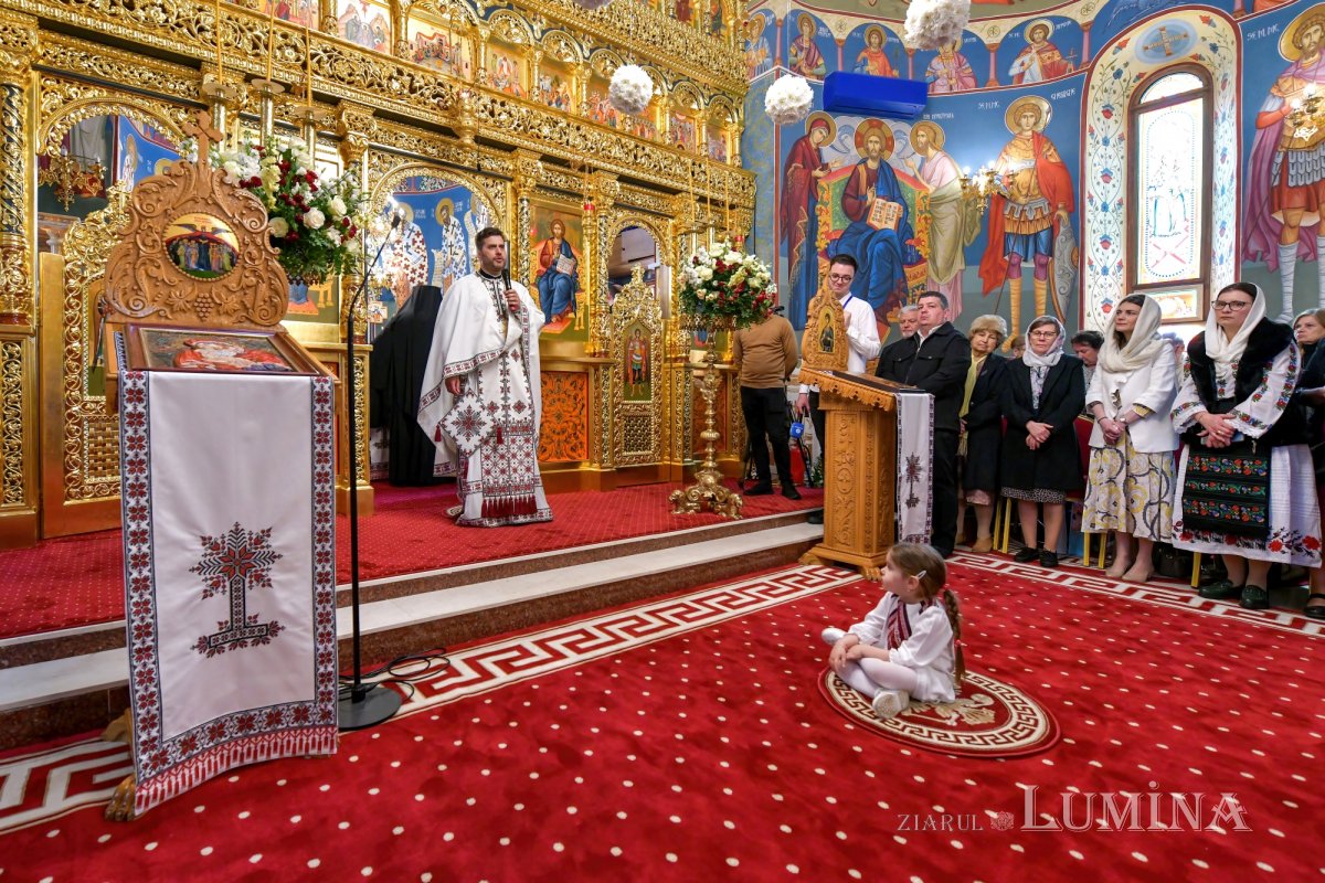 Sfântul Dimitrie cel Nou și-a încheiat călătoria în Arhiepiscopia Bucureștilor 292792