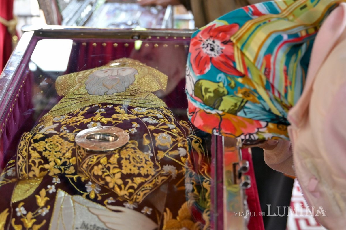 Sfântul Dimitrie cel Nou și-a încheiat călătoria în Arhiepiscopia Bucureștilor 292794