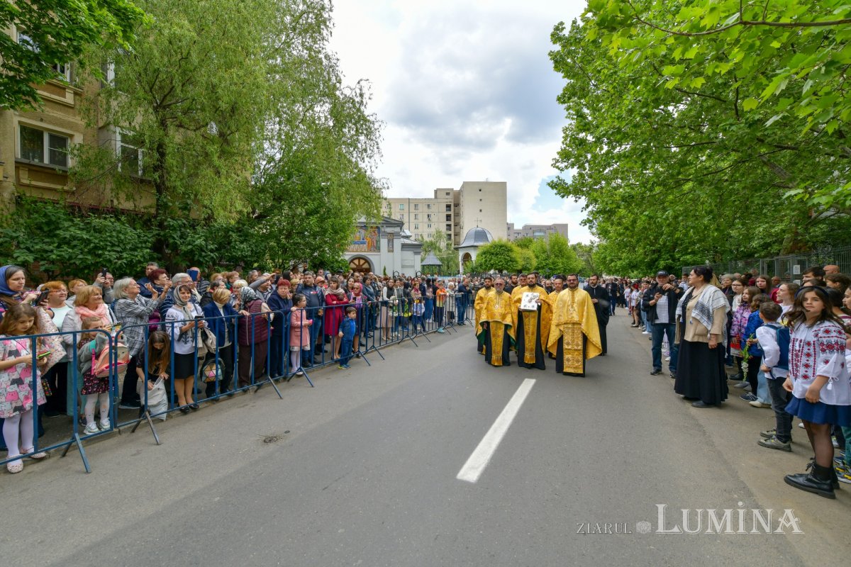 Sfântul Dimitrie cel Nou și-a încheiat călătoria în Arhiepiscopia Bucureștilor 292795