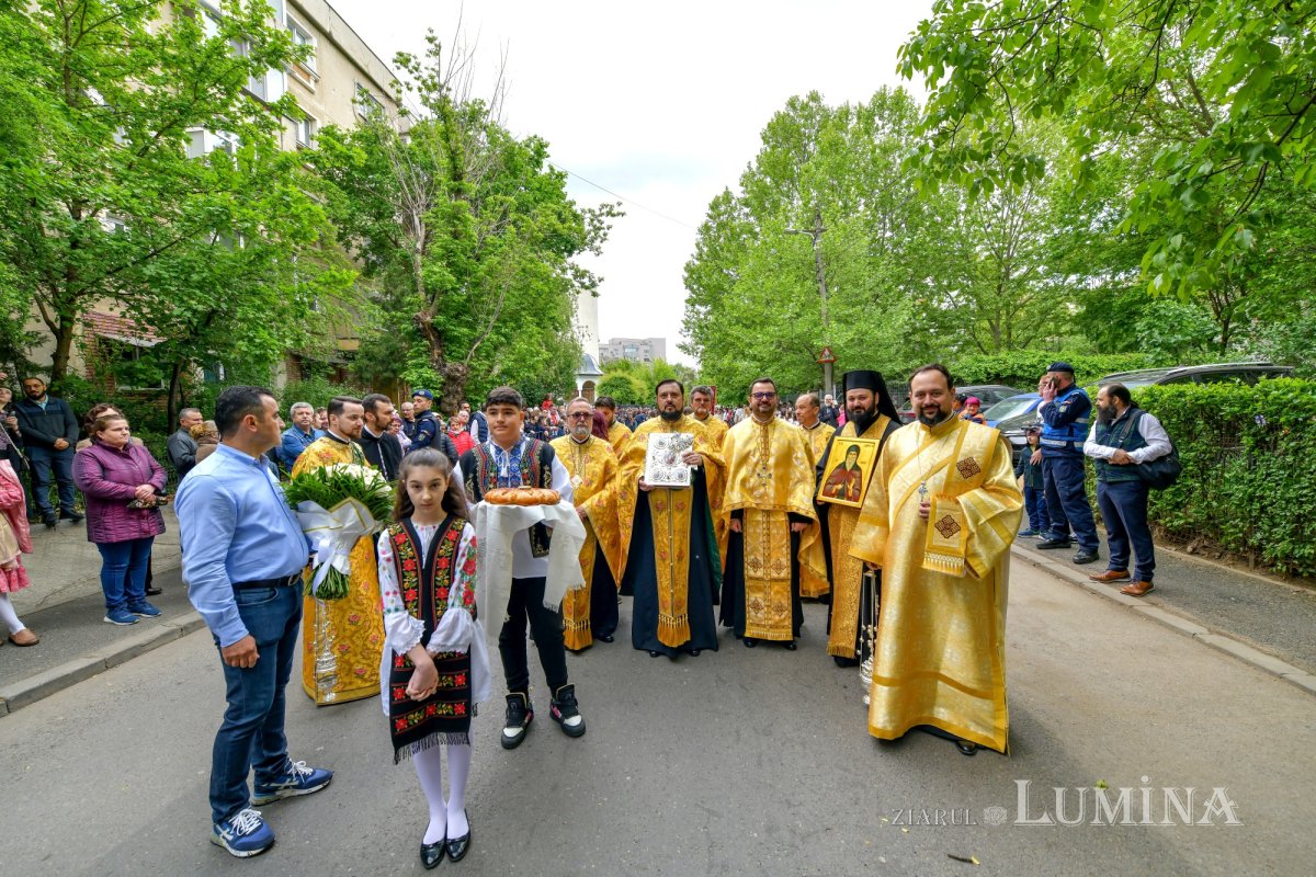 Sfântul Dimitrie cel Nou și-a încheiat călătoria în Arhiepiscopia Bucureștilor 292797