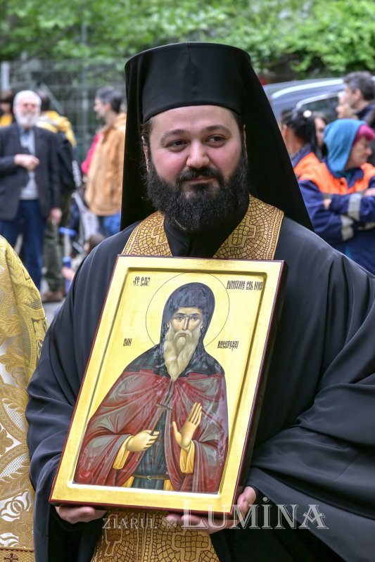 Sfântul Dimitrie cel Nou și-a încheiat călătoria în Arhiepiscopia Bucureștilor 292805