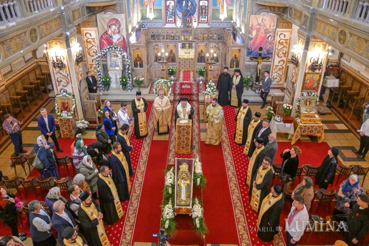 Sfântul Dimitrie cel Nou și-a încheiat călătoria în Arhiepiscopia Bucureștilor 292815