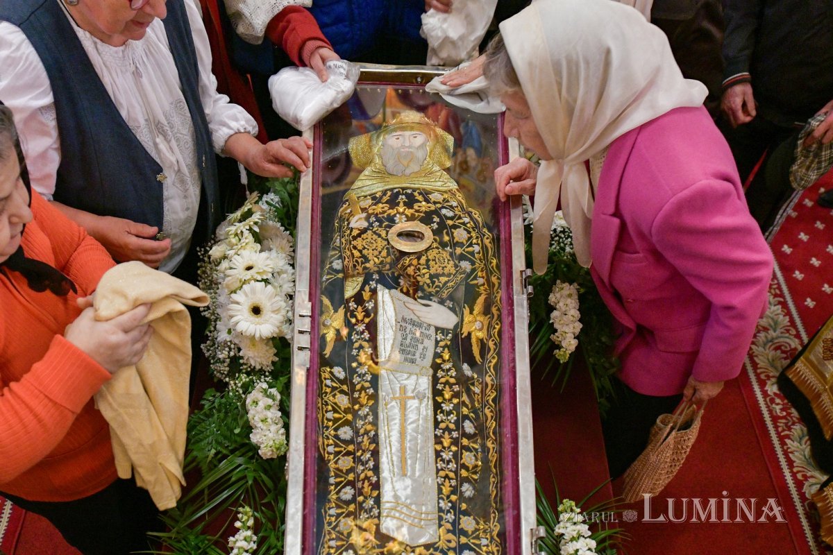 Sfântul Dimitrie cel Nou și-a încheiat călătoria în Arhiepiscopia Bucureștilor 292839
