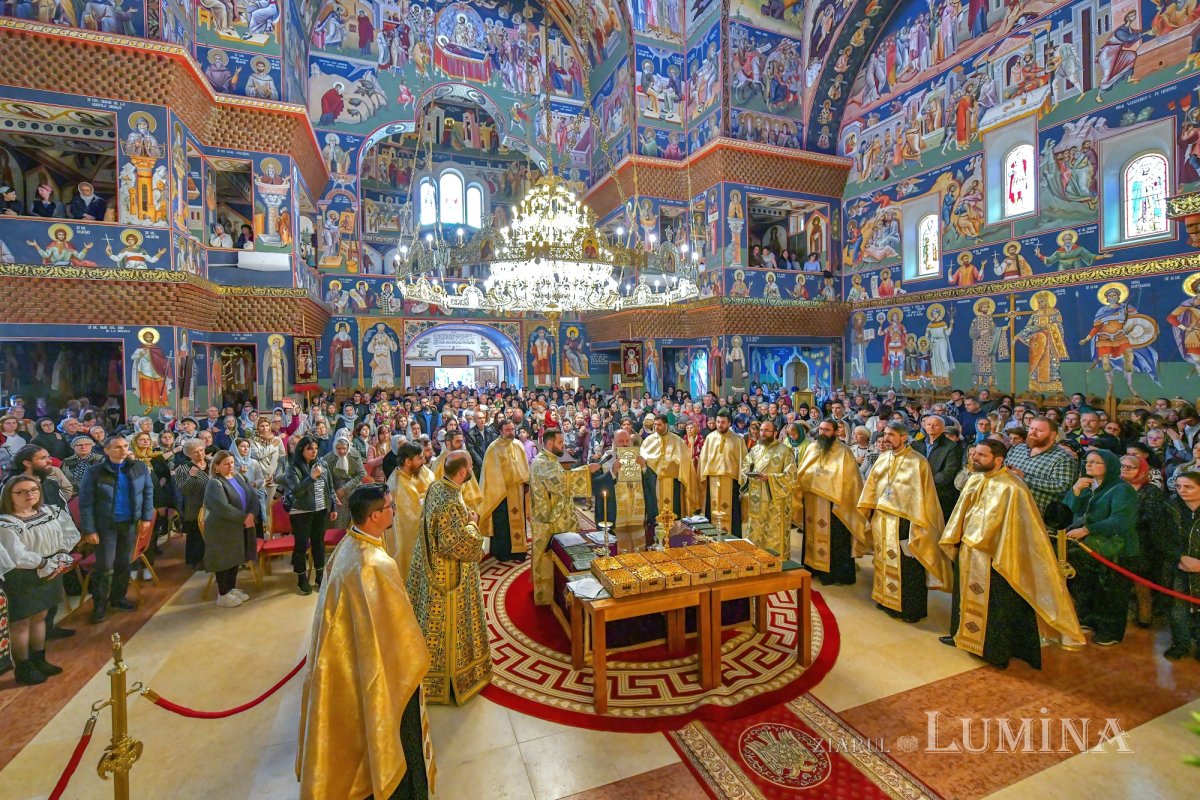 Sfântul Dimitrie cel Nou și-a încheiat călătoria în Arhiepiscopia Bucureștilor 292853