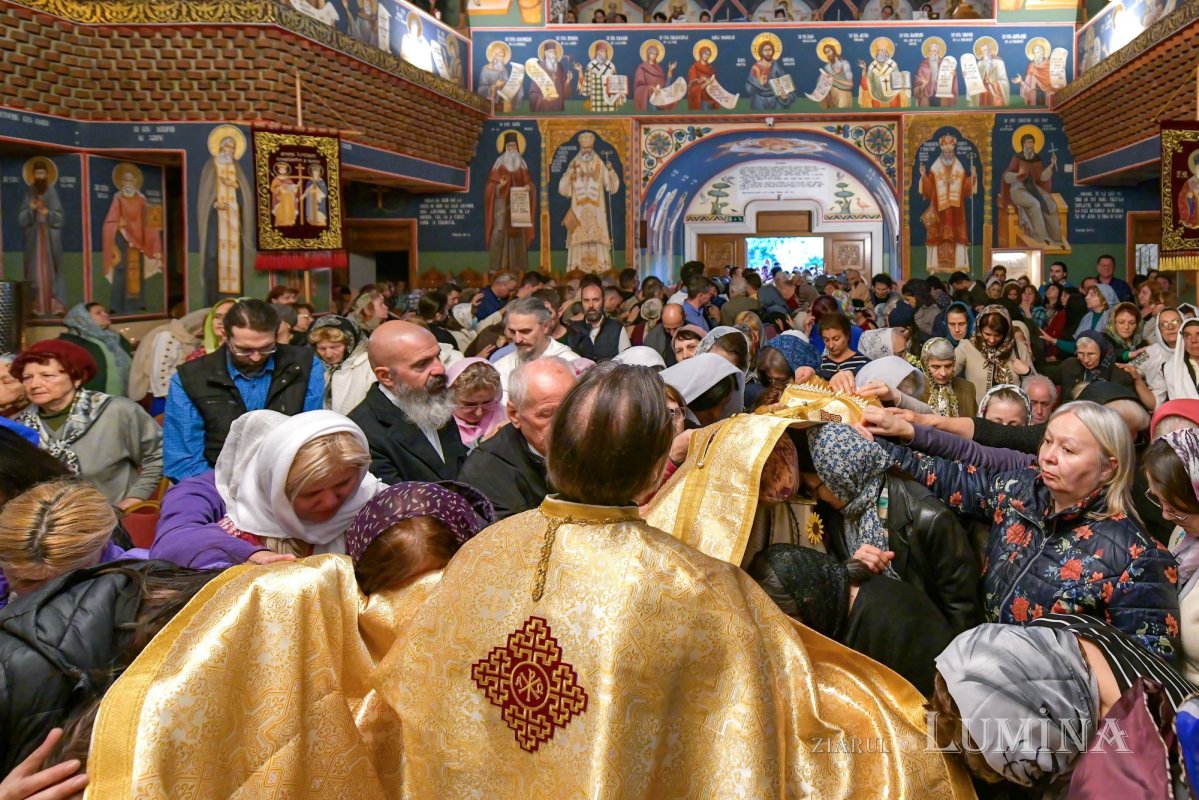 Sfântul Dimitrie cel Nou și-a încheiat călătoria în Arhiepiscopia Bucureștilor 292857