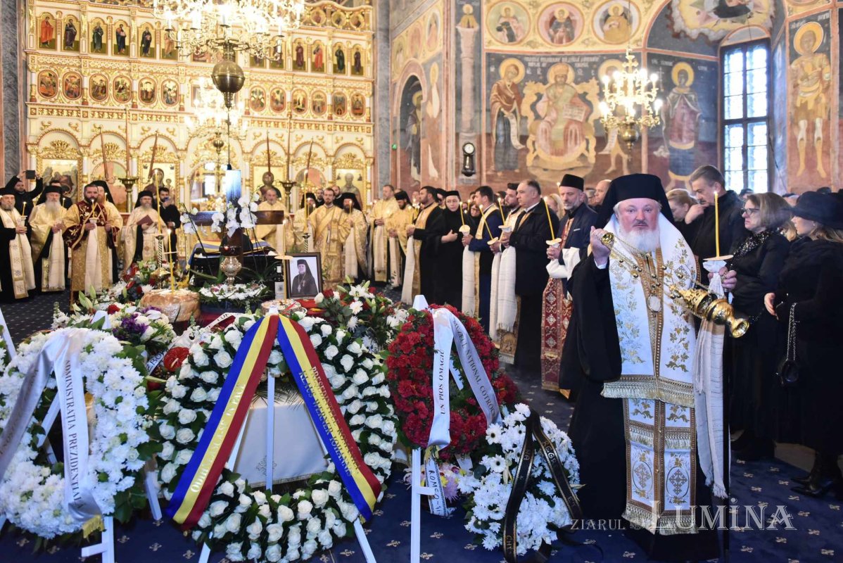 Slujitorul bisericii Palatului Cotroceni, condus pe ultimul drum 293023