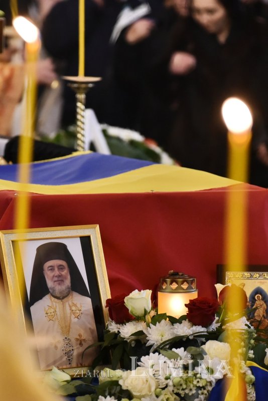 Slujitorul bisericii Palatului Cotroceni, condus pe ultimul drum 293030