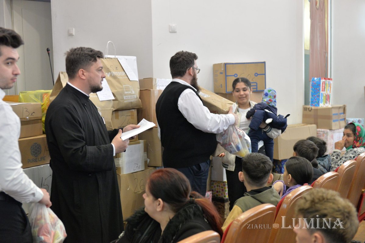 Hăinuțe noi pentru copii din Protoieria Sector 3 Capitală 293316