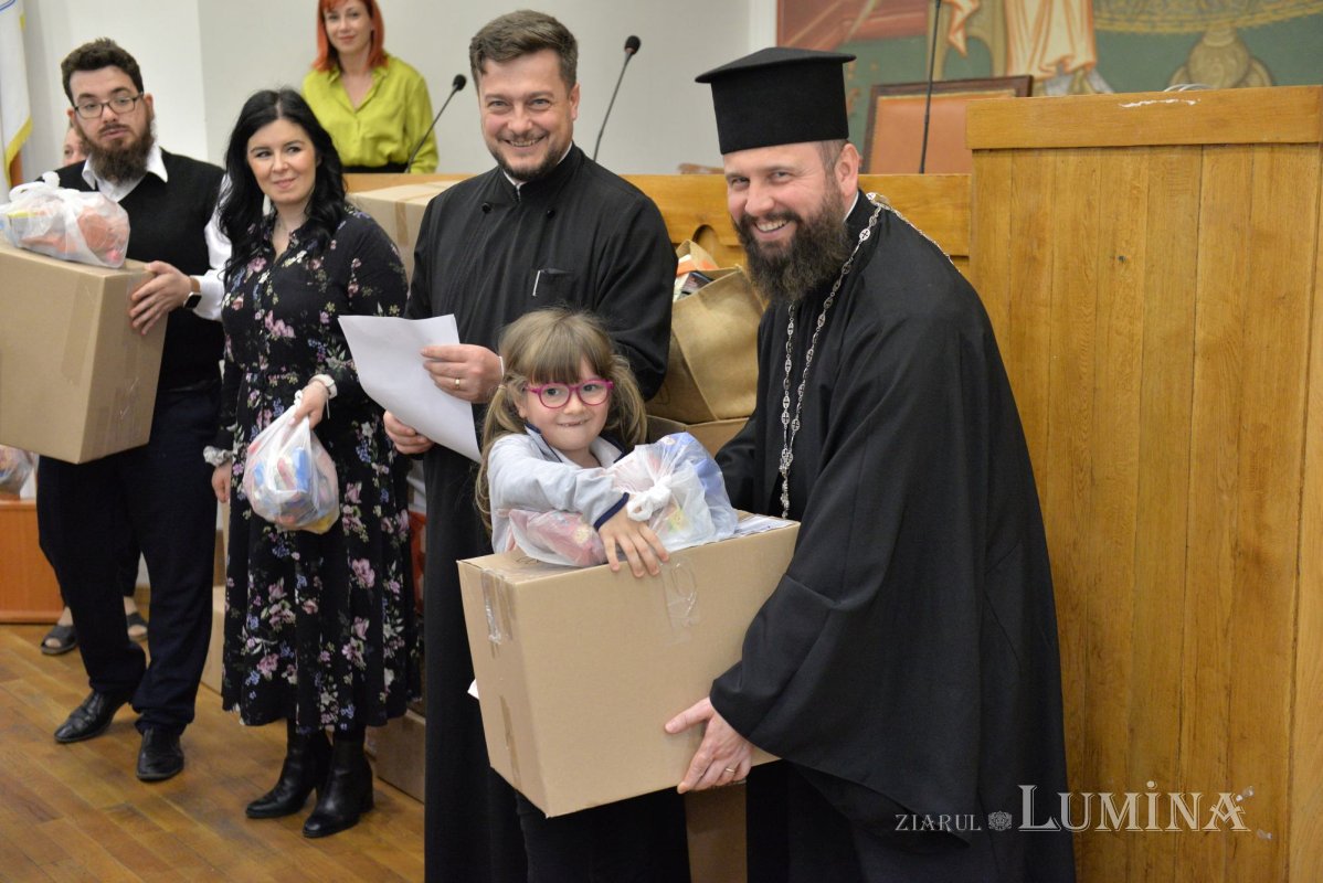 Hăinuțe noi pentru copii din Protoieria Sector 3 Capitală 293326